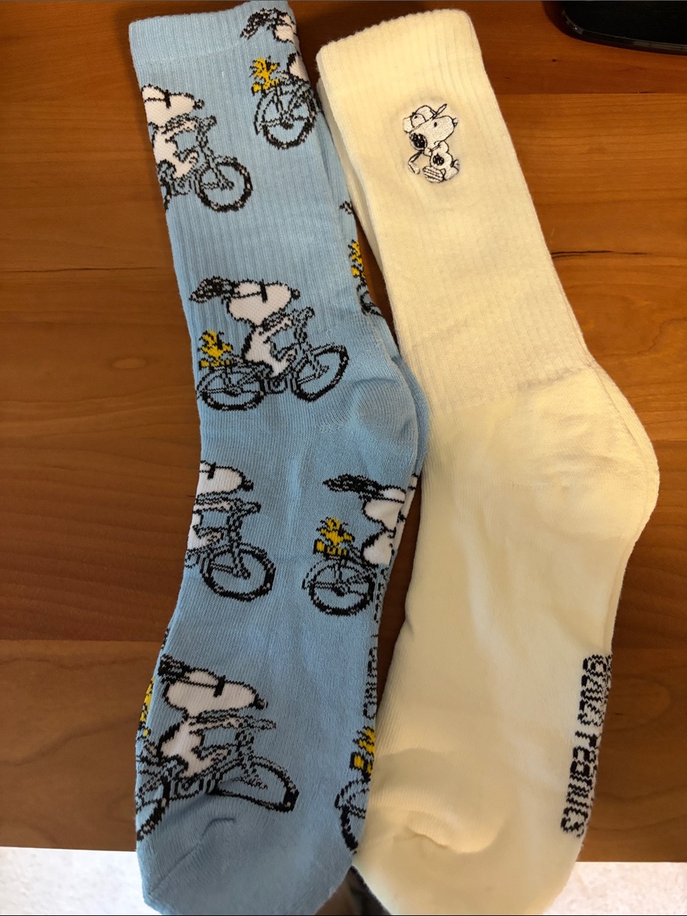 Men Urban Outfitters-Peanuts Snoopy & Woodstock Crew Socks — Light Blue & Cream